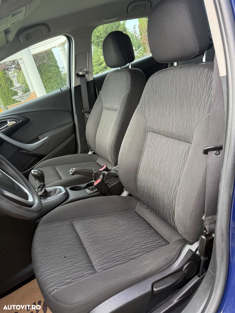 Opel Astra 1.7 CDTI ECOTEC Cosmo - 15