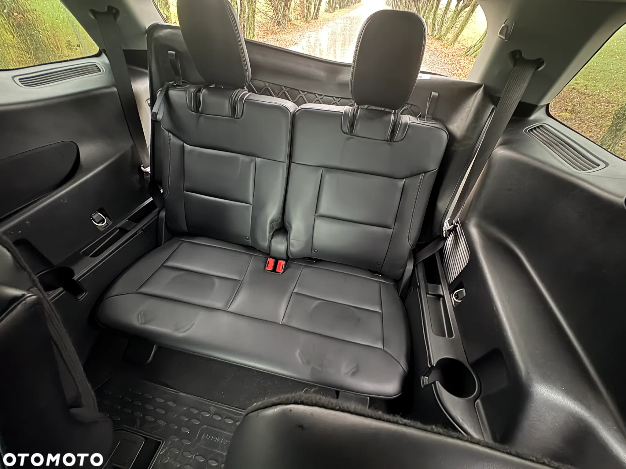 Ford Explorer - 21