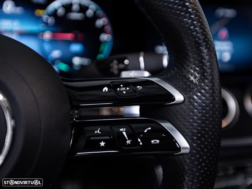 Mercedes-Benz E 300 de AMG Line - 21
