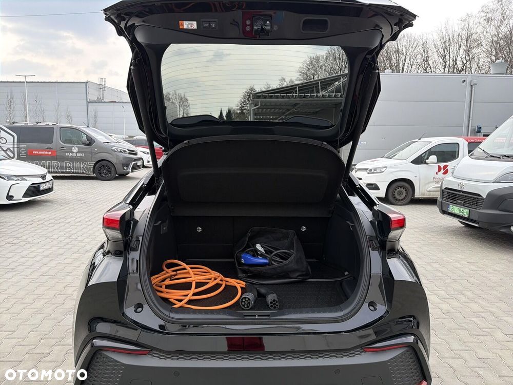 Toyota C-HR - 12