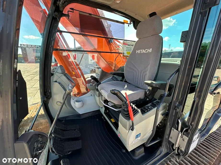Hitachi ZX350LC-5B - 14