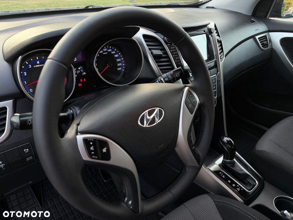 Hyundai i30 - 27