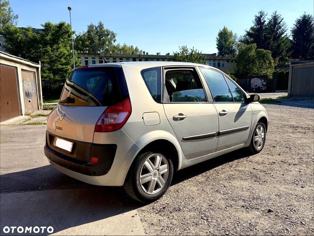 Renault Scenic - 4