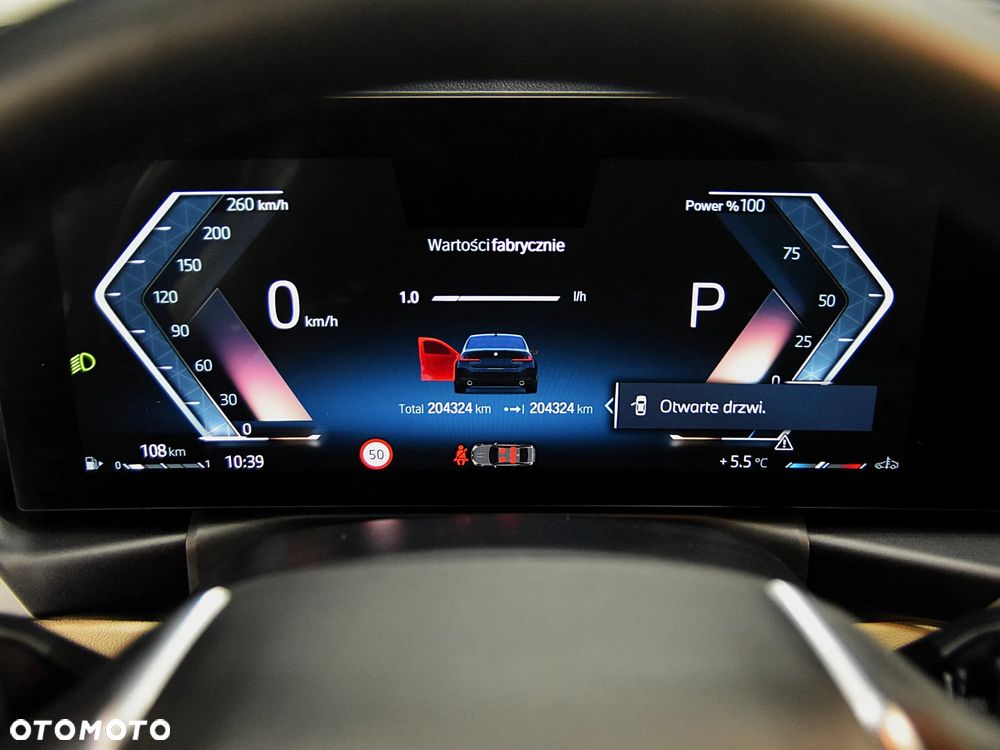 BMW Seria 3 318i - 30