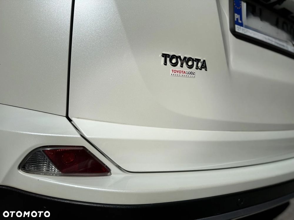 Toyota RAV4 2.0 Prestige MS EU6 - 19