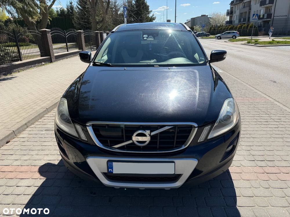 Volvo XC 60 D5 AWD Momentum - 2