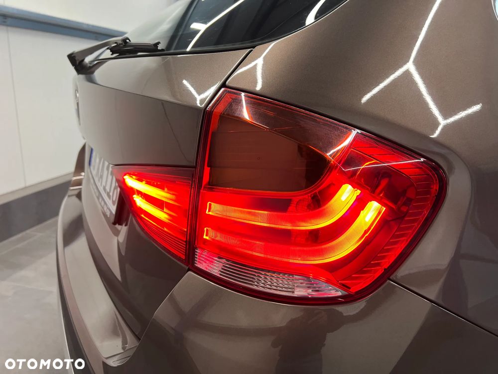 BMW X1 xDrive18d xLine - 23