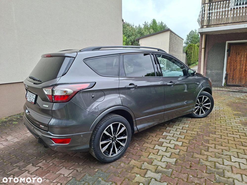 Ford Kuga 1.5 EcoBoost 2x4 ST-Line - 14