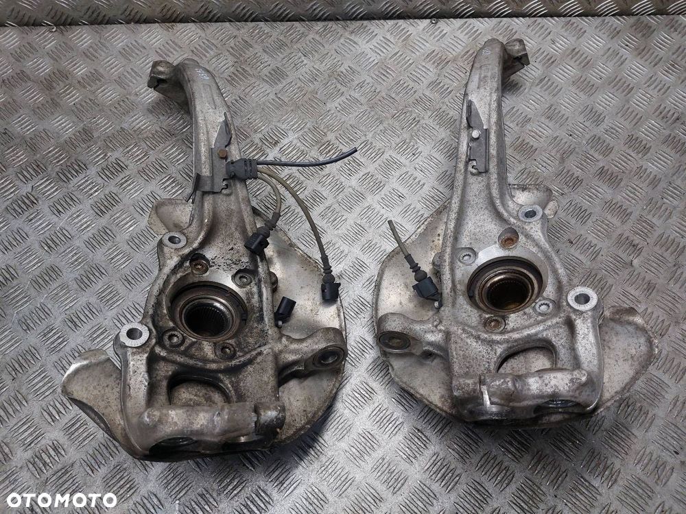 PIASTA ZWROTNICA LEWY PRZÓD + PRAWY PRZÓD AUDI Q5 8R - 4