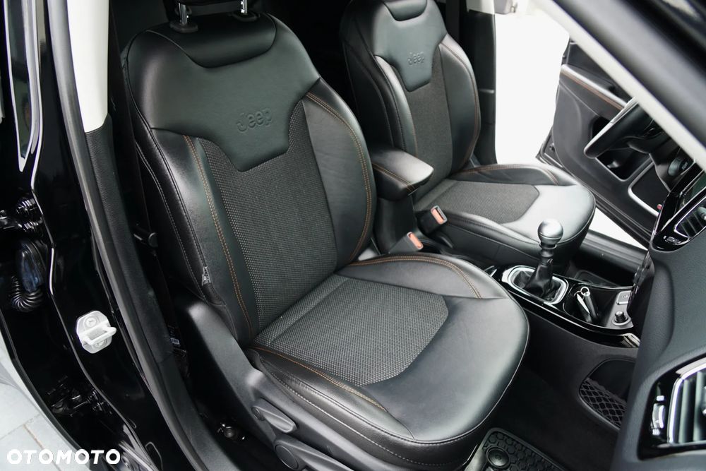 Jeep Compass 1.4 MultiAir Limited - 25