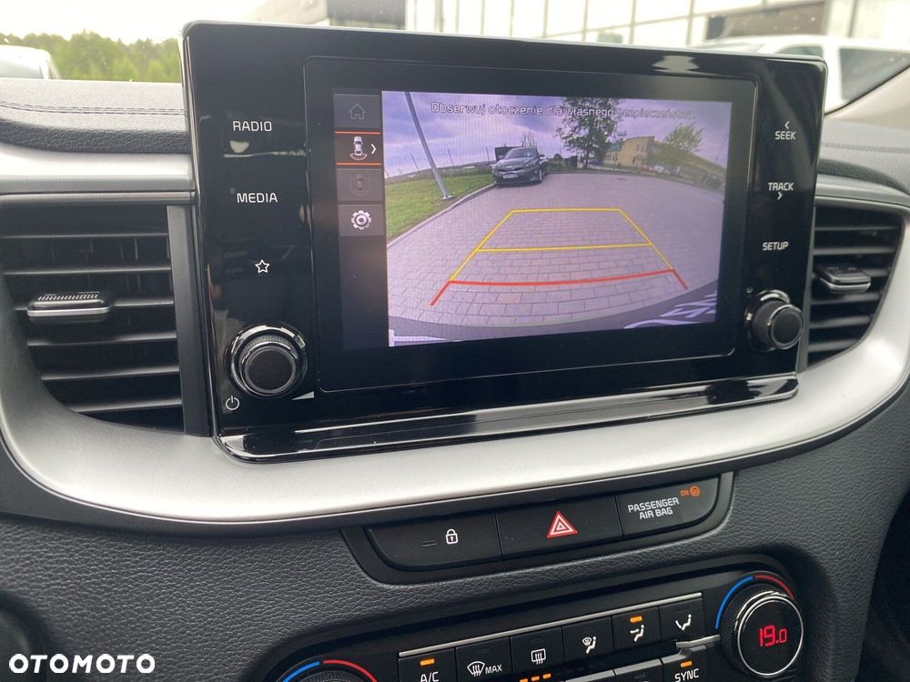 Kia XCeed - 23