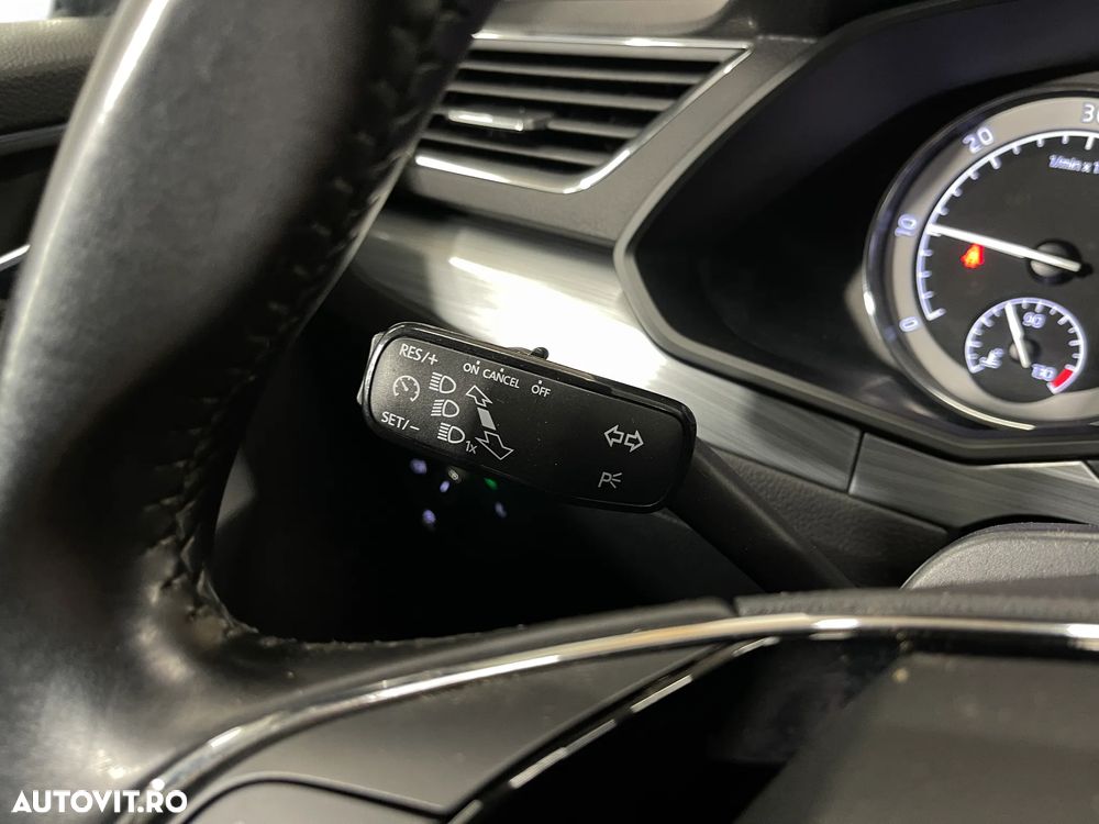 Skoda Superb 2.0 TDI DSG Ambition - 22