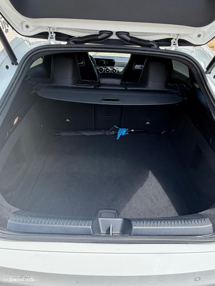 Mercedes-Benz CLA 200 d Shooting Brake AMG Line Aut. - 29