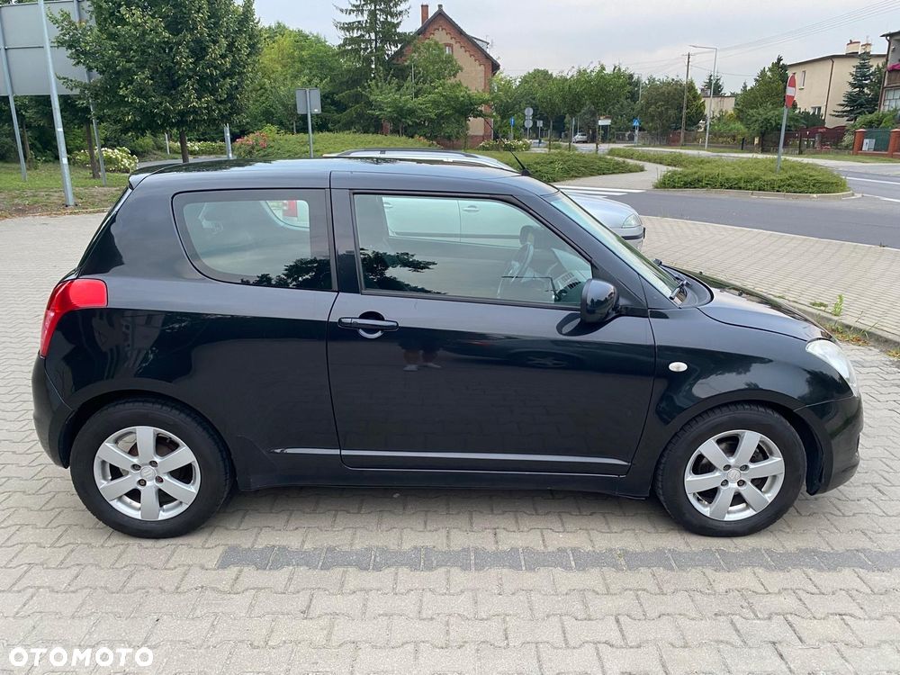 Suzuki Swift - 6