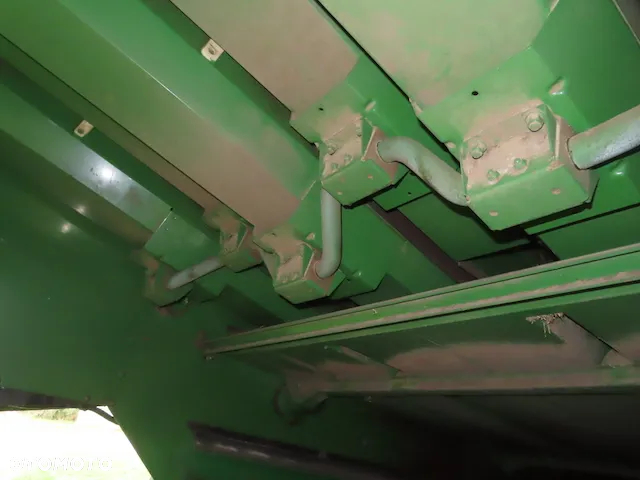 John Deere 2264 - 11