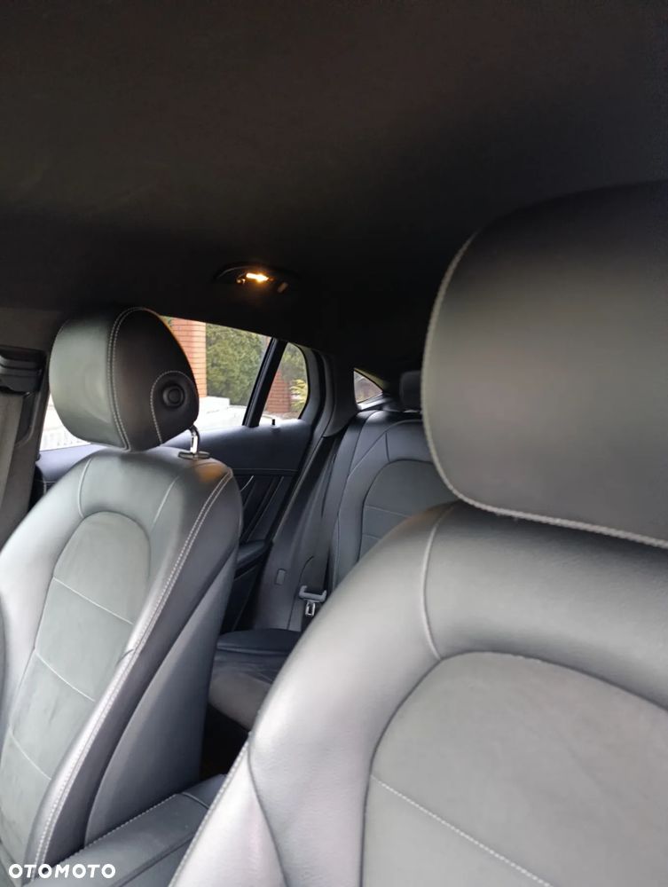 Mercedes-Benz GLC - 26