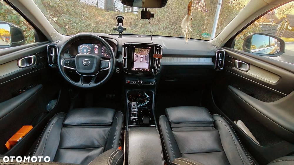 Volvo XC 40 T3 Geartronic Inscription - 25