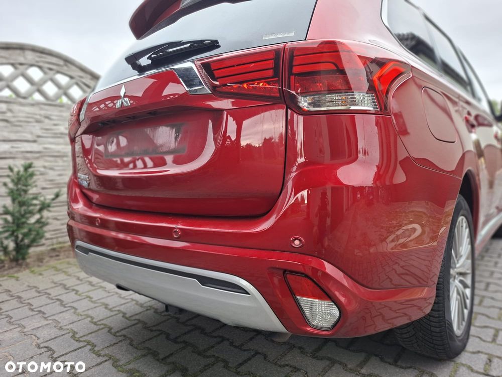 Mitsubishi Outlander 2.4 4WD Diamant+ - 6