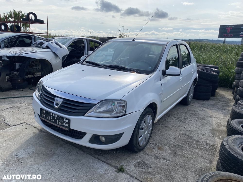 Dezmembrez Dacia Logan 2007 - 1