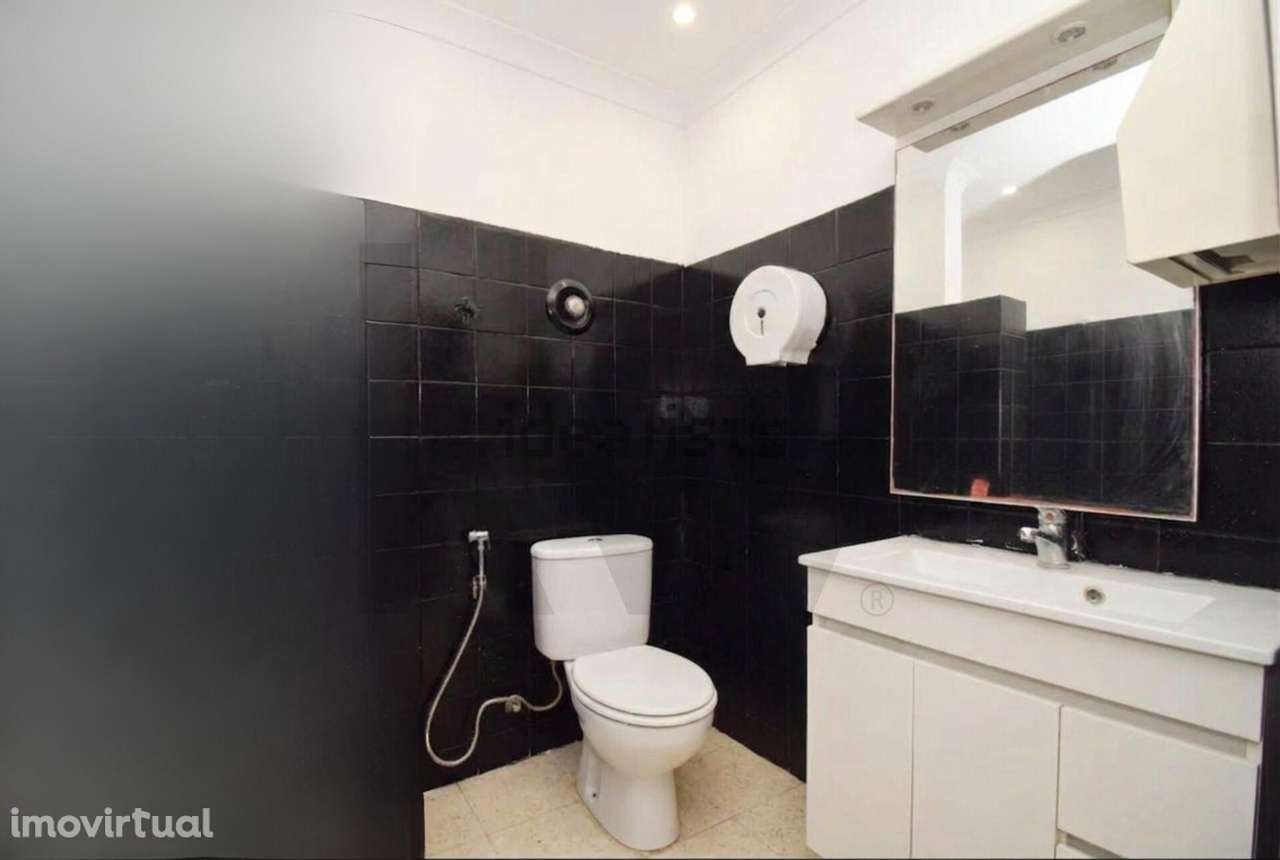 Espaço comercial à venda na Rua Cidade da Beira- Olivais - Grande imagem: 5/11