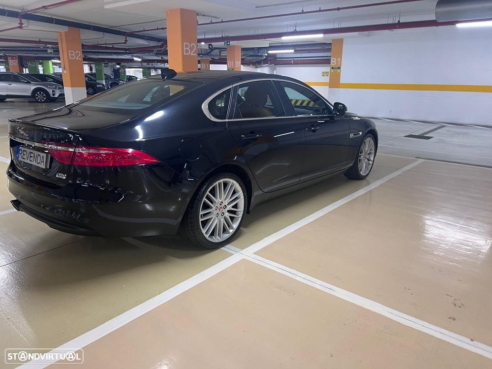 Jaguar XF 20d Aut. Prestige - 34