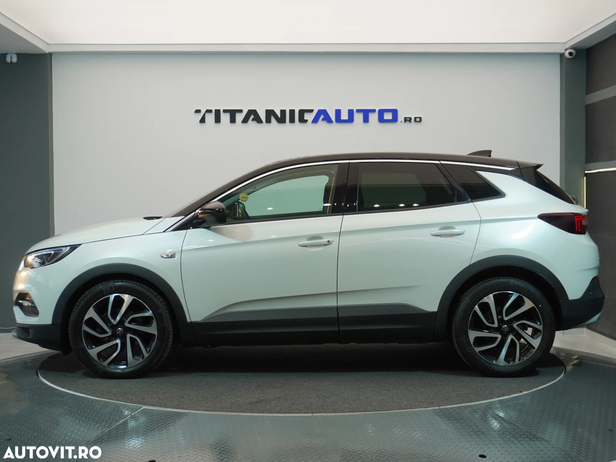 Opel Grandland X 2.0 START/STOP Aut. Ultimate - 5