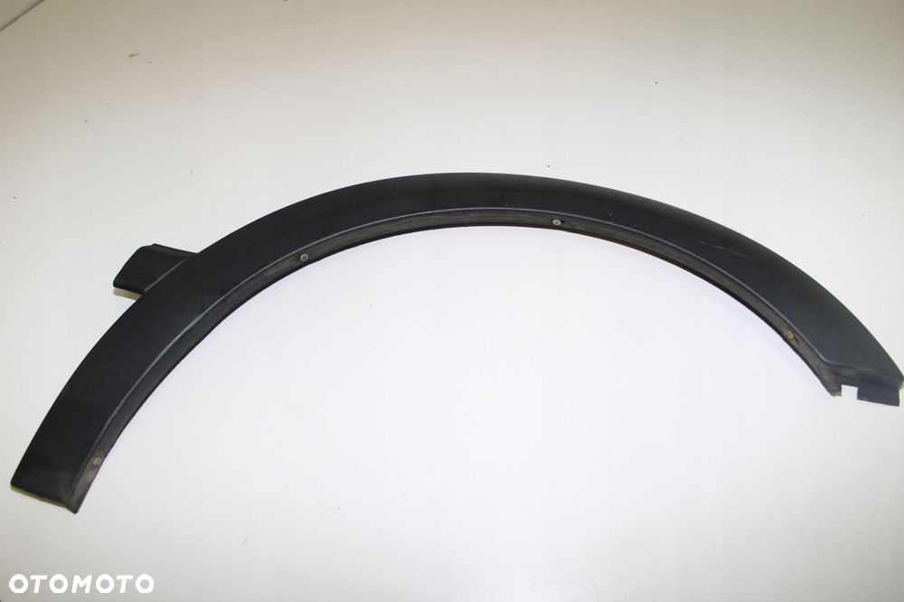 NAKŁADKA NADKOLA SIERP PRZÓD PRAWA GOLF MK3 GTI GTD 1H0853718A - 1