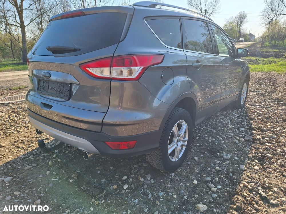 Ford Kuga 2.0 TDCi 4x4 Trend - 3