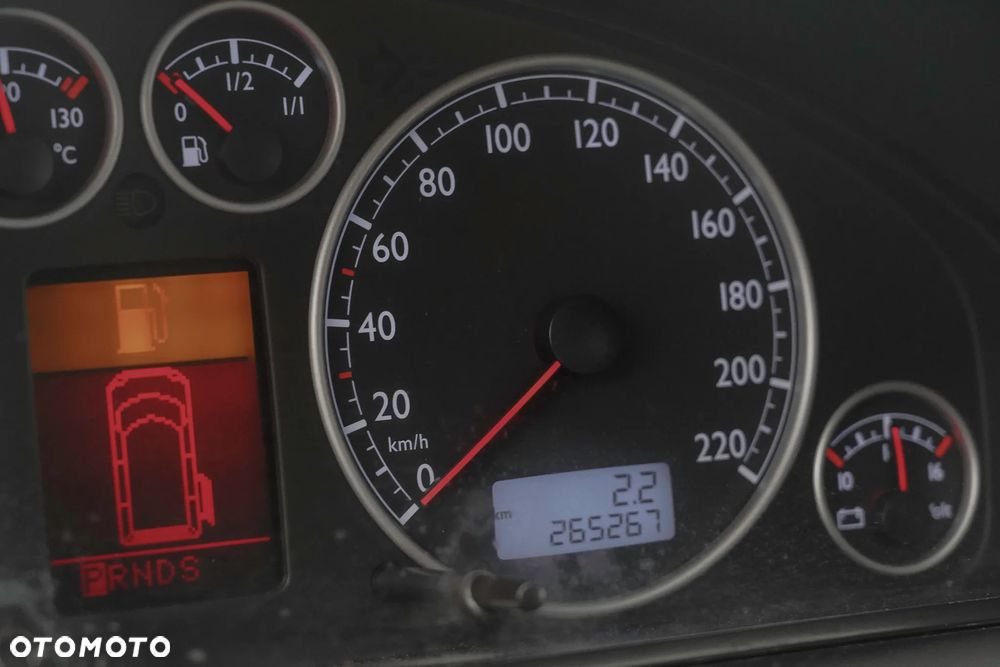 Volkswagen Multivan - 22