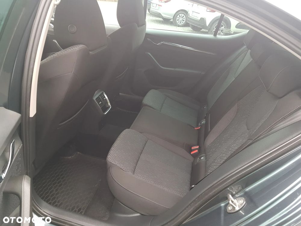 Skoda Octavia 1.5 TSI e-TEC DSG Style - 17