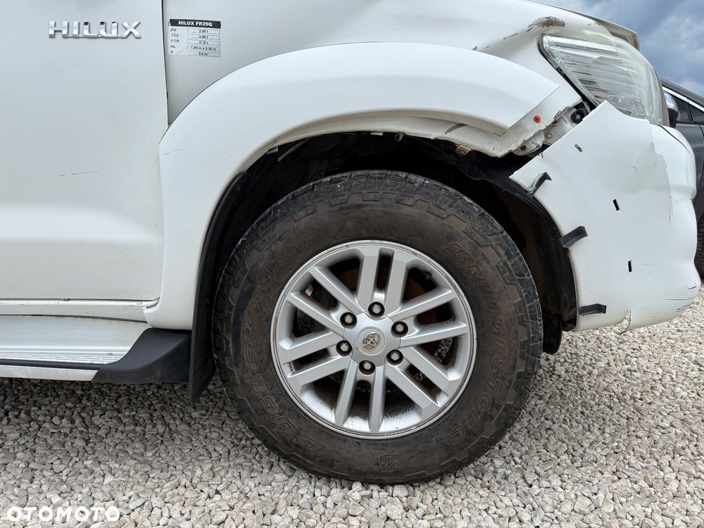 Toyota Hilux - 17