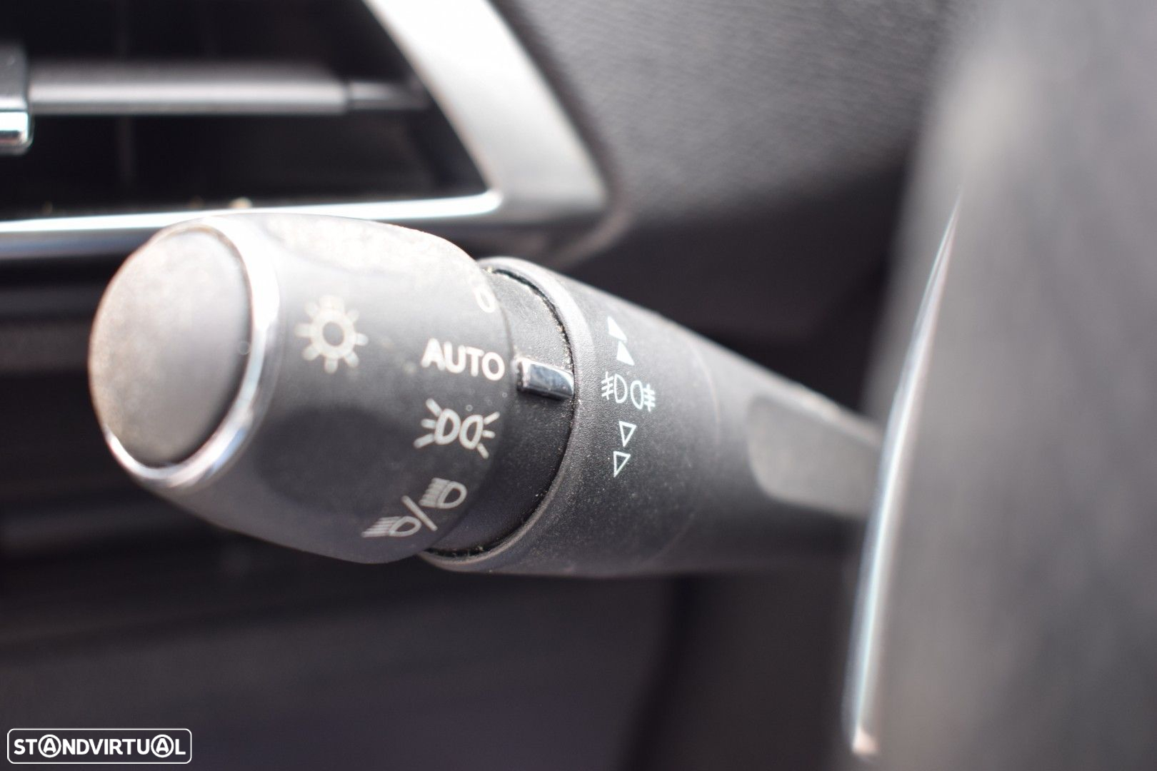 Peugeot 5008 1.5 BlueHDi GT Line EAT8 - 26
