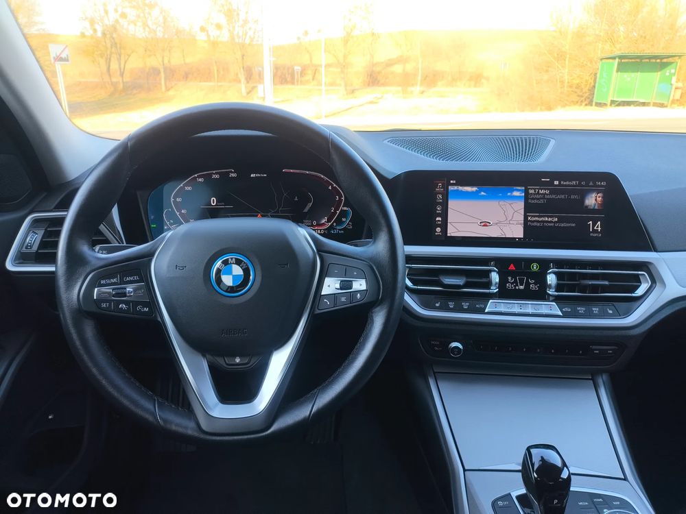 BMW Seria 3 320e - 3