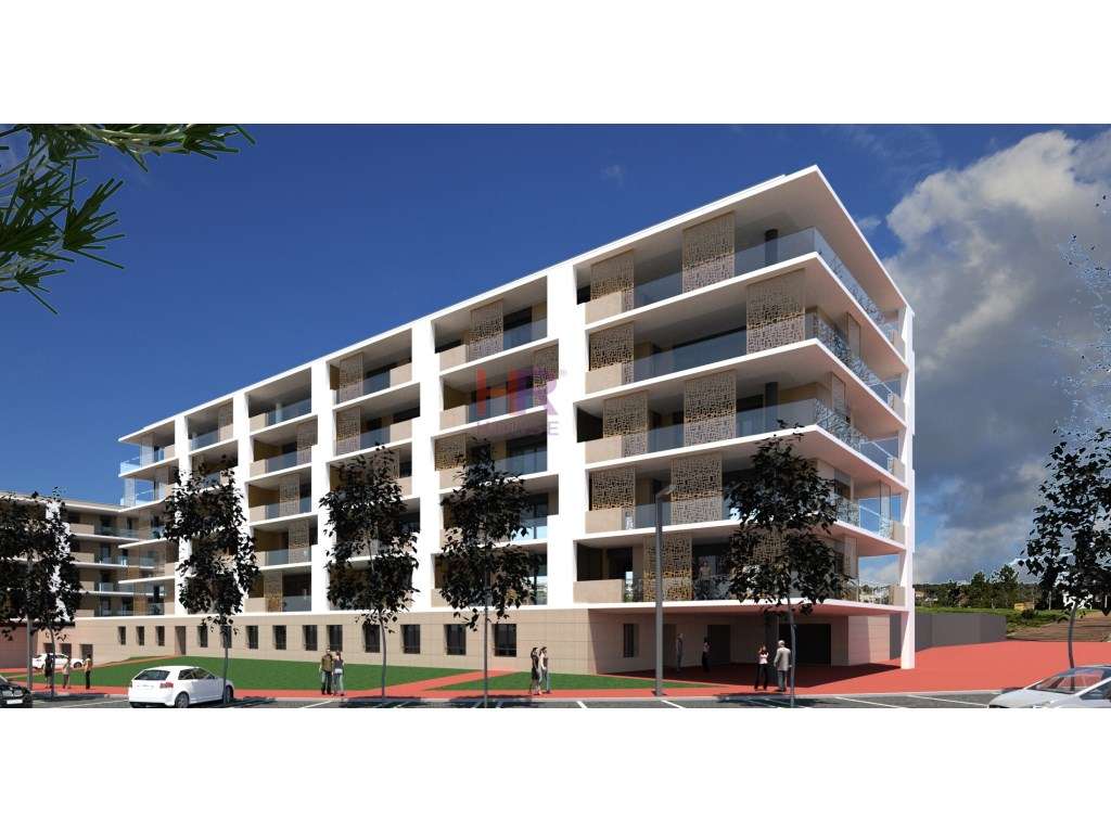 Vende-se T2 em inicio de construção Quinta da Portela - Grande imagem: 2/3