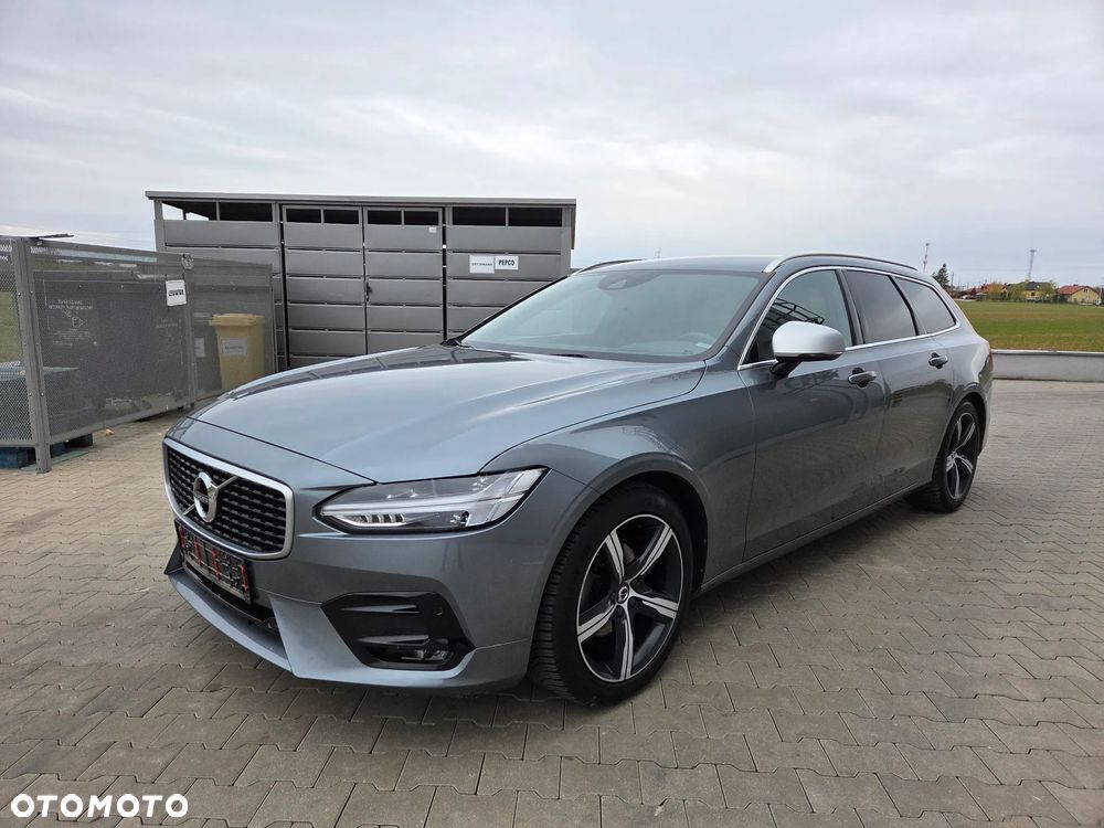 Volvo V90 - 2