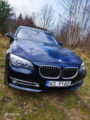 BMW Seria 7 740d