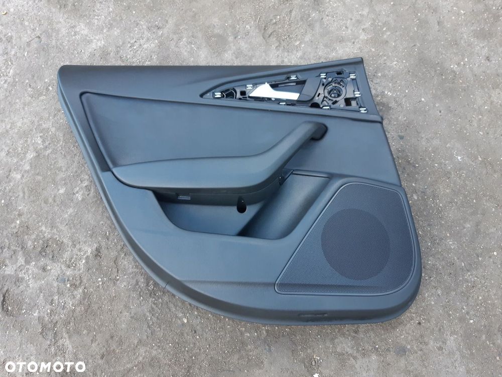 AUDI A6 C7 LIFT BOCZEK DRZWI TAPICERKA LEWY TYŁ 4G0867305 - 1