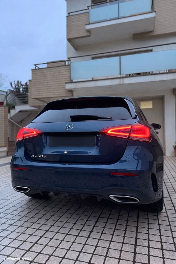 Mercedes-Benz A 250 e AMG Line - 9