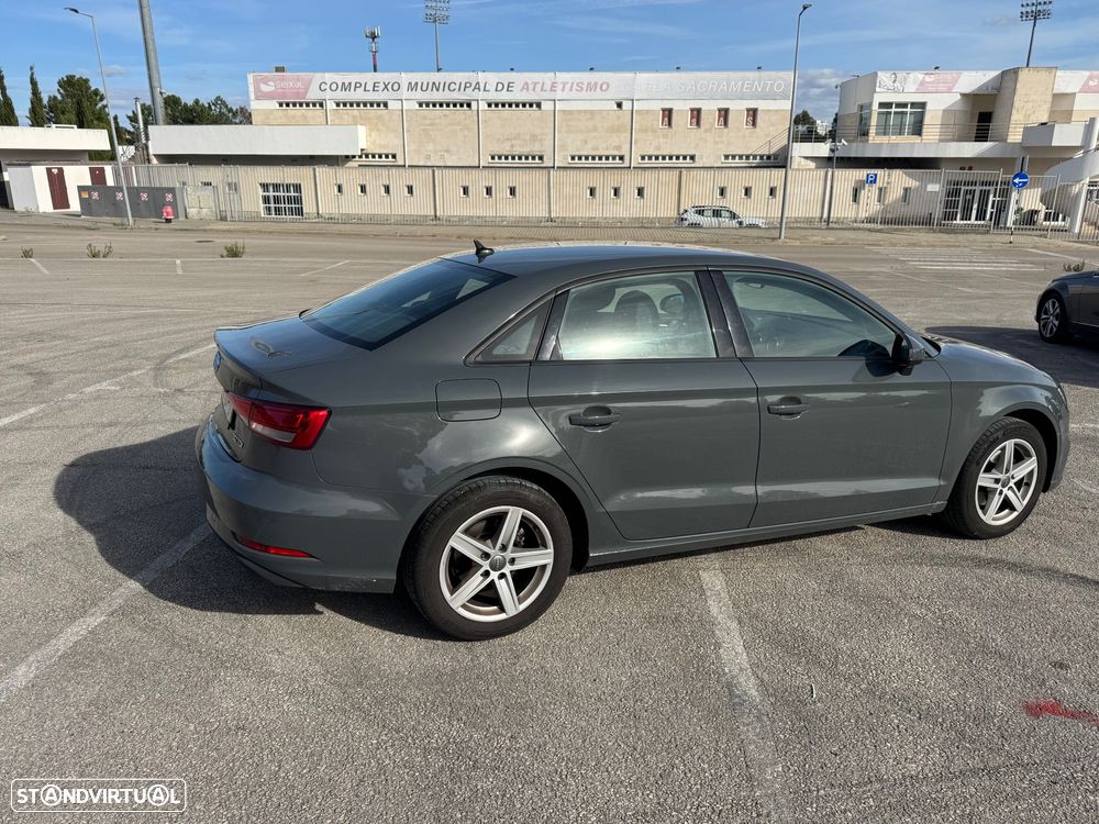 Audi A3 Limousine 30 TDI - 5