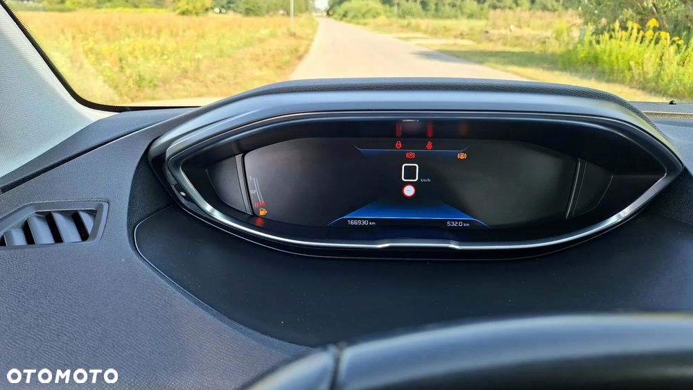 Peugeot 3008 1.5 BlueHDi GT S&S - 37