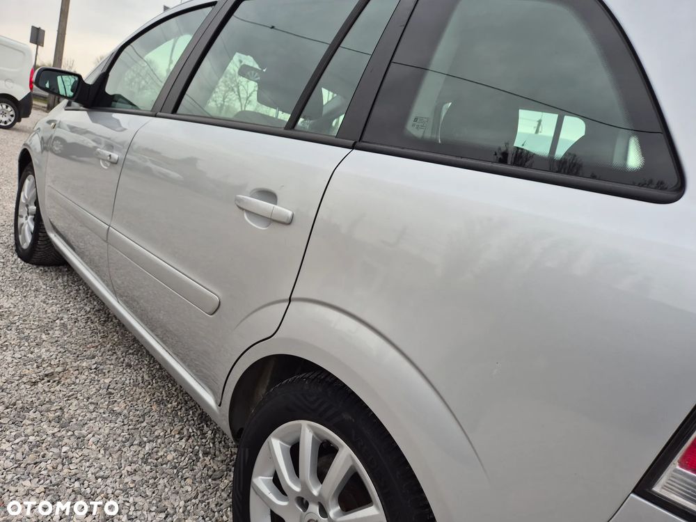 Opel Zafira 1.8 Innovation - 23