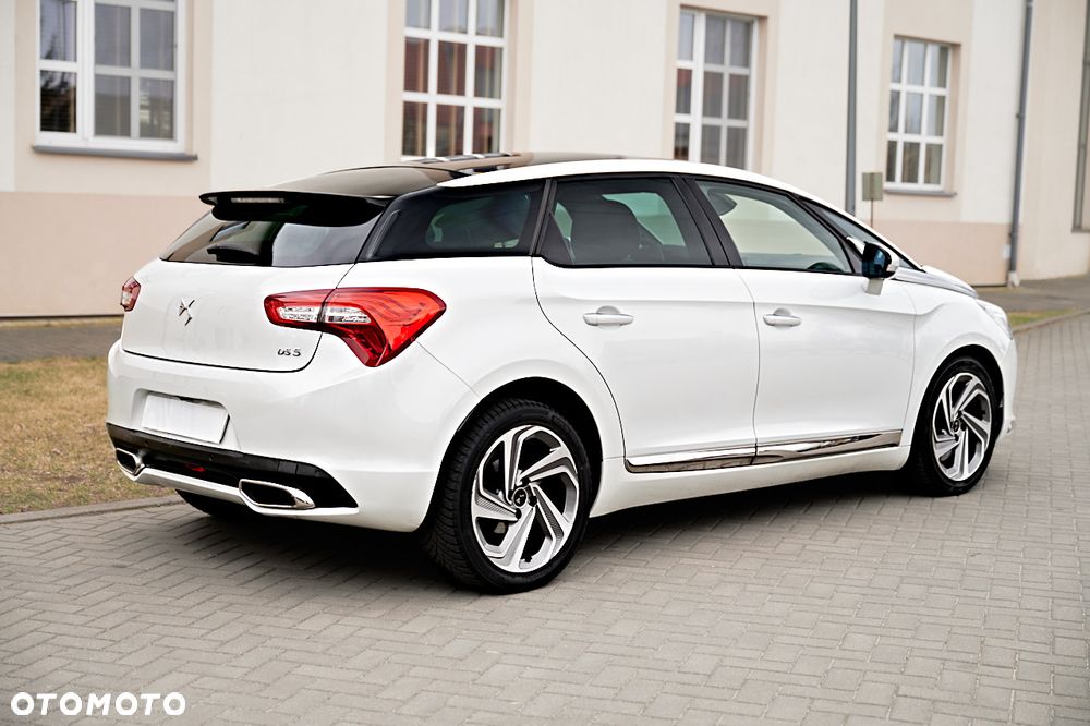 DS Automobiles DS 5 - 8