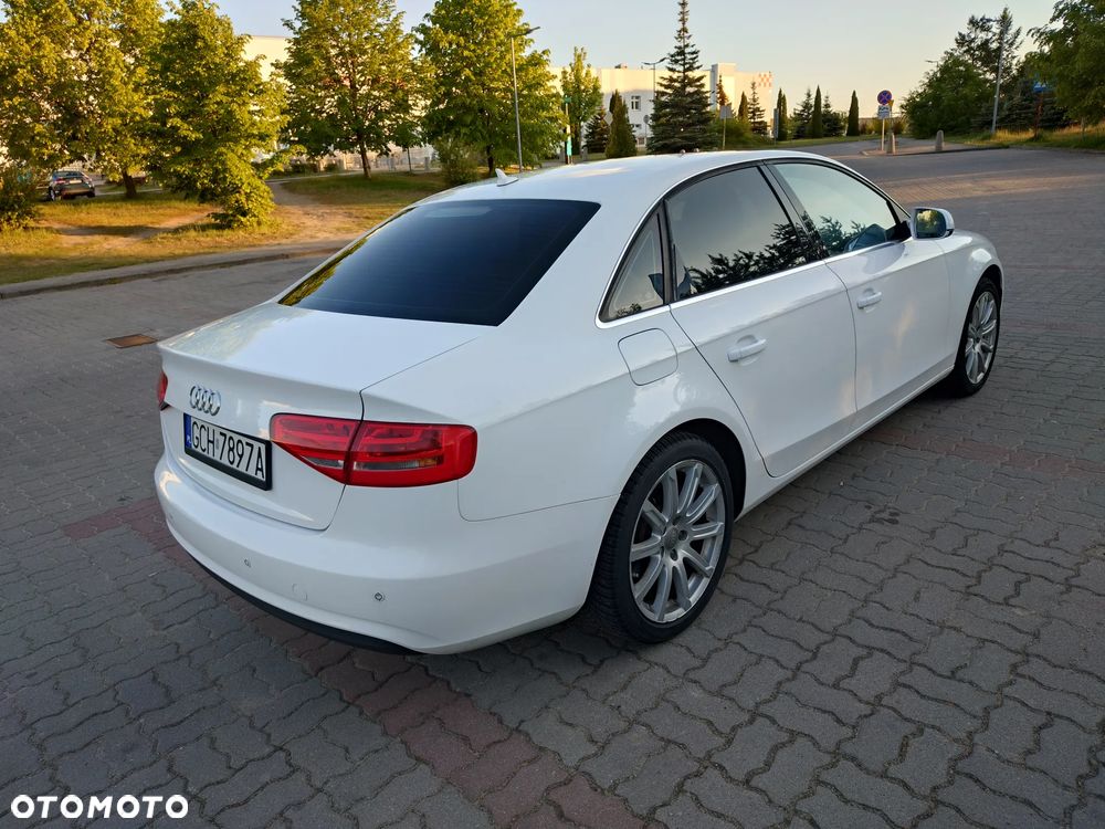 Audi A4 Limousine - 2
