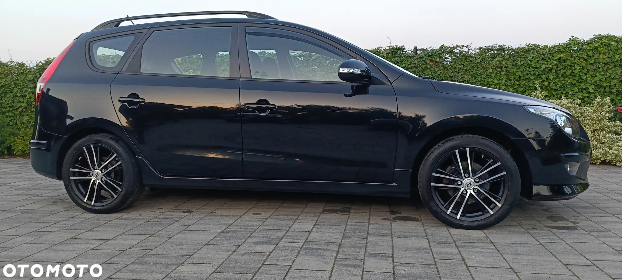 Hyundai i30 1.4 FIFA WM Edition - 2