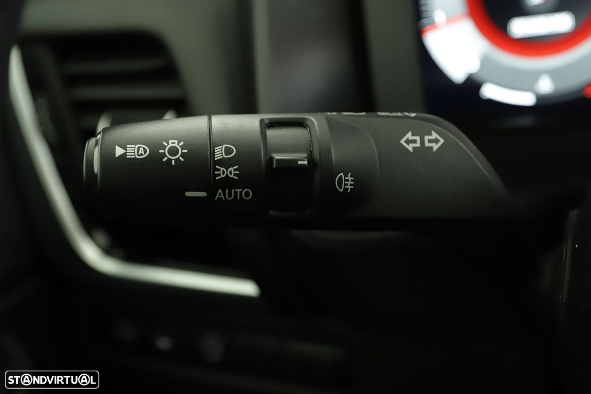 Nissan Qashqai 1.3 DIG-T N-Connecta LED - 17