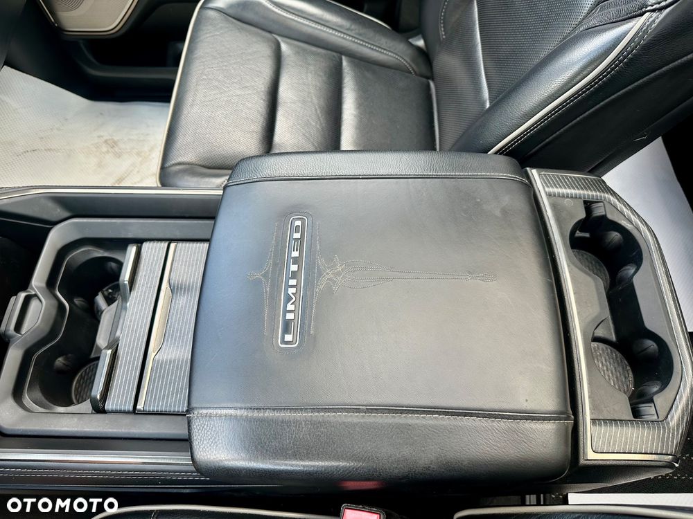 RAM 1500 Crew Cab Shortbed Limited - 29