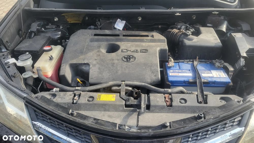Toyota RAV4 2.0 D-4D Premium - 14