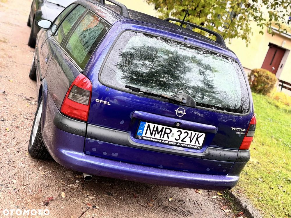 Opel Vectra 2.0 CD - 4