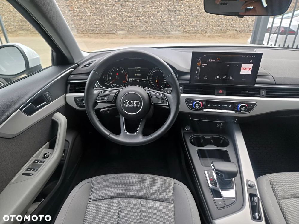 Audi A4 Limousine 35 TFSI S tronic - 5