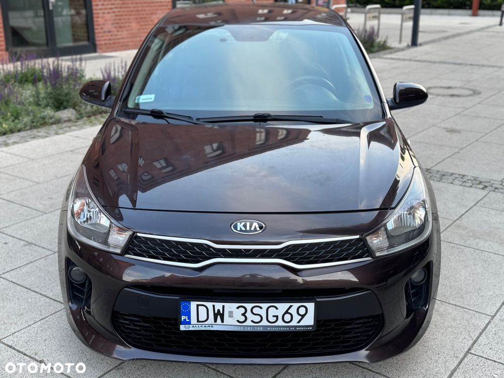 Kia Rio - 8